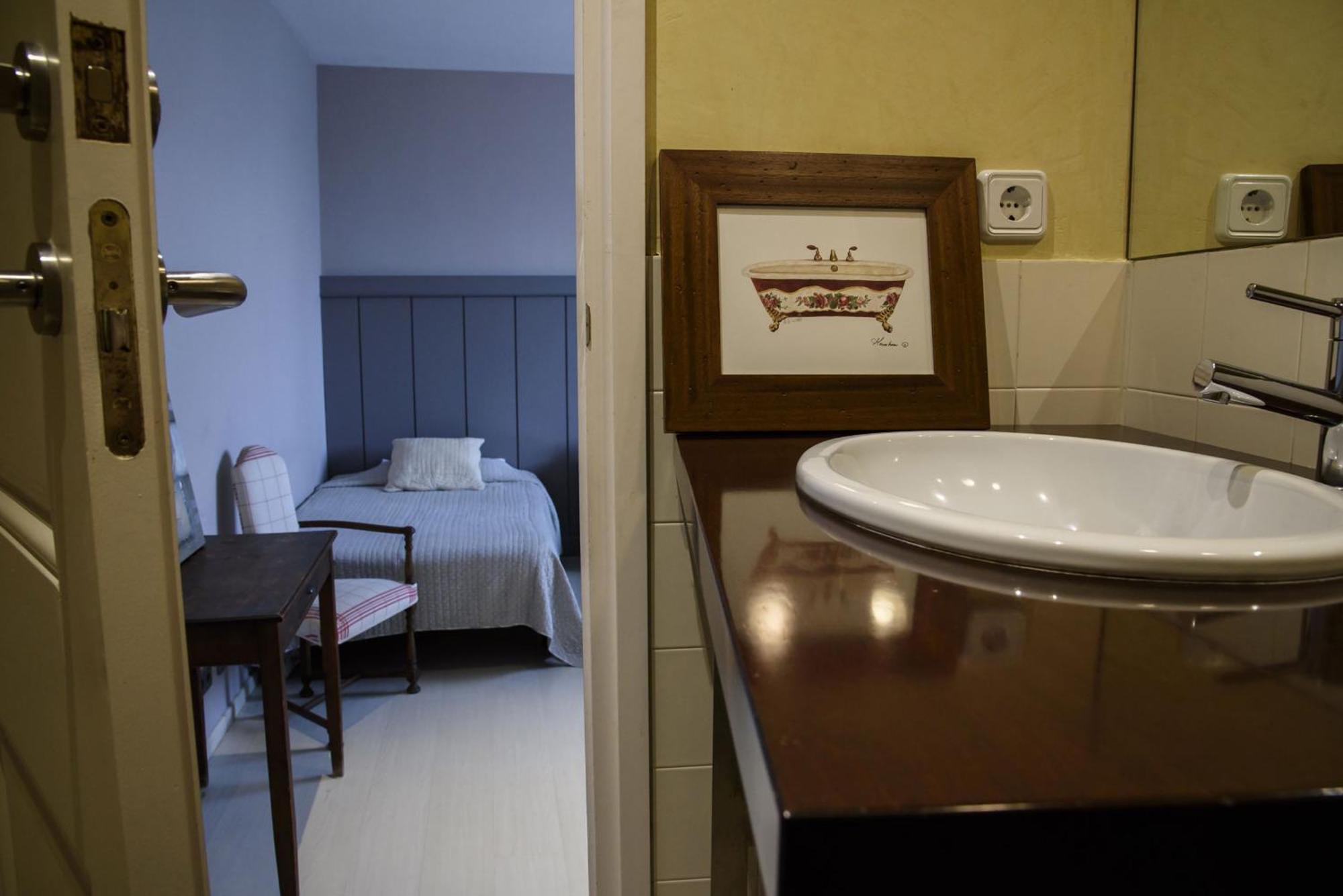 Anita'S Bed And Breakfast Барселона Номер фото